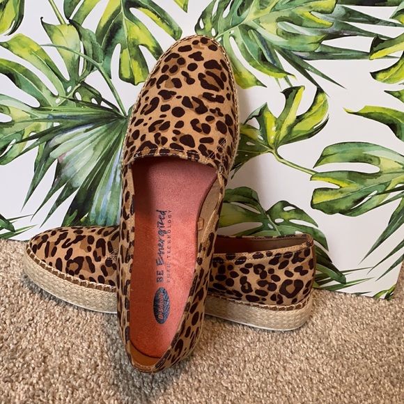 NWOT Dr. Scholl’s foam Leopard print sz 8 - Picture 3 of 7